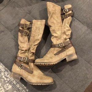 Beige Boots